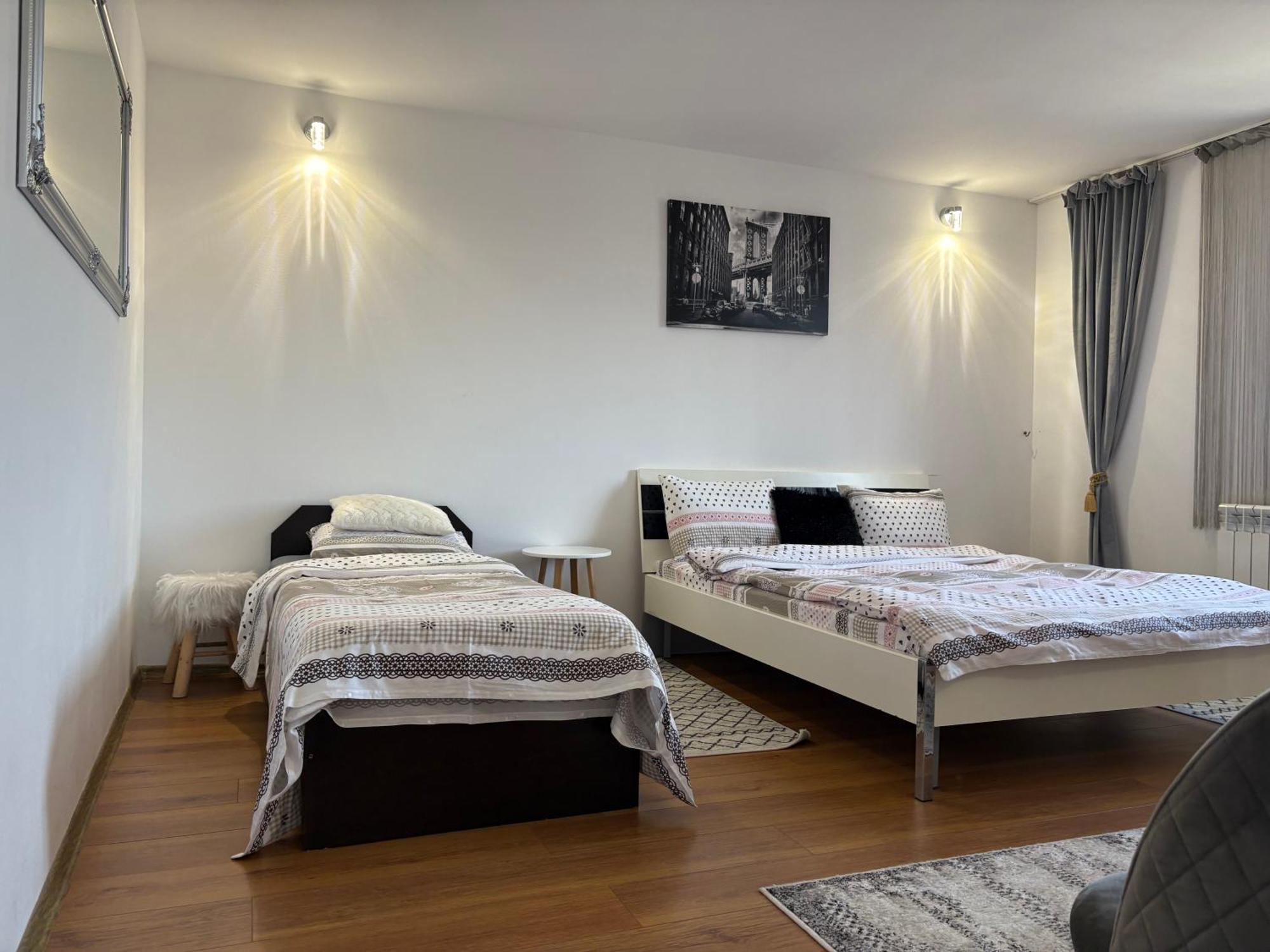 Vila Mik Guesthouse 사셀레 외부 사진